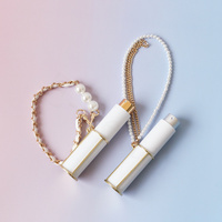 Nouvelle arrivée 8ml 15ml porte-clés personnalisé torsion jusqu'à parfum atomiseur vaporisateur bouteille porte-clés trou