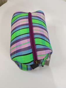 Pochette de maquillage grande capacité en plastique recyclé rayé décontracté pour femmes, fermeture éclair, sac de maquillage pour filles - Product Image 2