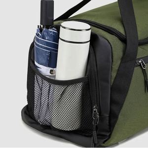 Bolsa de Gimnasio de Color Verde y Negro al por Mayor, Bolsa Deportiva de Alta Calidad, Bolsa de Fitness para el Hombro de Qasaab Gloves Company - Product Image 5