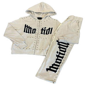 Survêtement de sport en coton et polyester Survêtement personnalisé pour hommes Sweat à capuche surdimensionné et pantalon baggy Survêtements - Product Image 2