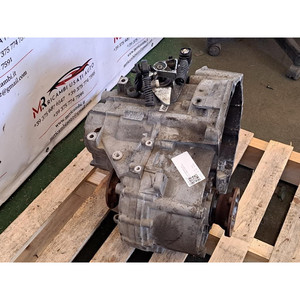 คู่มือการเปลี่ยนอะไหล่มือสองครบชุด VOLKSWAGEN Golf 6 Sedan KXX KNS 02 Q300042S CBA ดีเซล 1968 (08>12) - Product Image 2