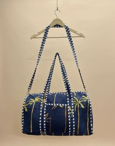 กระเป๋าผ้าควิลท์ผ้าฝ้ายสีฟ้าสุดหรูทำด้วยมือความจุขนาดใหญ่ทนทานพร้อมซิปปิด - Product Image 4