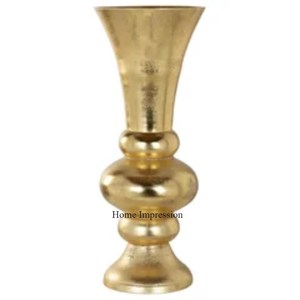 Jarrón de trompeta con pantalla de flores chapadas en oro de aspecto clásico de diseñador estándar con Base de Color negro para Decoración de mesa de boda - Product Image 4