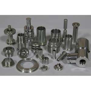 Corps de vanne en aluminium usinés CNC de précision - Product Image 2