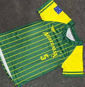 Fabrication sur mesure de votre nouveau design d'uniforme de baseball Fabrication professionnelle de vêtements de sport de style unique Uniforme de baseball - Product Image 3