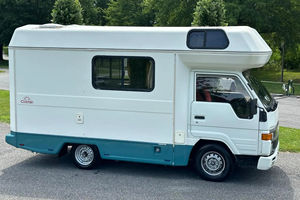 CAMPERA TOYOTA HIACE COLEMAN USADA DE 1992 LISTA PARA ENVIAR - ENTREGA A DOMICILIO - Product Image 6