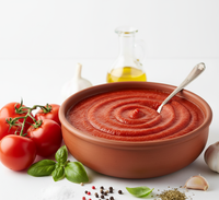 Purée de tomates concentrée HP Valia 34 Brix en sachet aseptique, qualité industrielle export, 32, consistance lisse, pH 4.2-4.5, 225 kg, 24