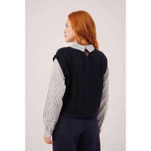 Suéter de Punto Azul Marino para Mujer con Detalle en Mangas y Cuello, Venta al por Mayor de Chalecos y Abrigos sin Mangas - Product Image 1