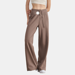 กางเกงออกกำลังกายทรงตรงหลวมใส่สบาย ผ้าเนื้อนุ่ม ขากว้าง มีกระเป๋าข้าง ป้องกันแบคทีเรีย สำหรับใส่ลำลองช่วงฤดูร้อน ขายส่ง OEM - Product Image 6