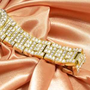 The Hand-<b>Studded</b> Diamonds Dial Premium & Luxurious Stainless Steel Quartz Diamond <b>Men's</b> Watch. - Product Image 6