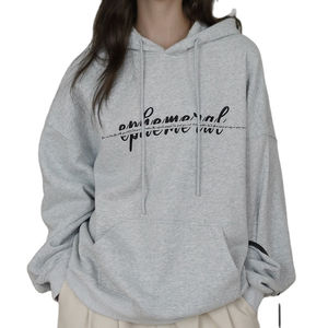 Sudadera con capucha para mujer con Personalización completa antiarrugas y antibolitas decorada con insignias Sudadera con capucha de invierno - Product Image 1