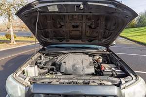 Toyota Tacoma TRD Sport Access Cab 4x4 RHD LHD d'occasion 2012 – Achetez maintenant - Product Image 6