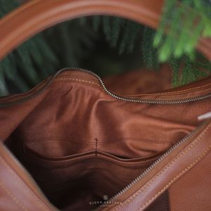 Quality Product Djoen <b>Leather</b> <b>Hobo</b> <b>Bag</b> Triple-Tone Genuine <b>Leather</b> Shoulder <b>Bag</b> for Timeless Everyday Style From Indonesia - Product Image 6