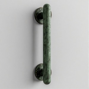 VerveGrip-Tirador táctil para puerta de baño y cocina de lujo, manija de puerta de diseño Premium hecha a mano, latón, acabado de pátina Vintage - Product Image 5