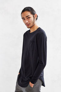 เสื้อยืดผู้ชายแขนยาวพิมพ์ลายโลโก้ตามสั่ง OEM พร้อมป้ายโลโก้ผ้าฝ้าย - Product Image 2