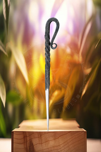 Juego de cuchillos y brochetas vikingos forjados a mano con mango de hierro trenzado y funda de cuero, juego de brochetas para shish kebab, brochetas de acero para barbacoa - Product Image 2