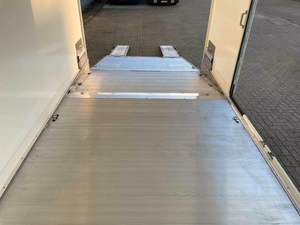 รถขนส่งรถยนต์เมอร์เซเดส-เบนซ์ สปรินเตอร์ ปี 2024 - Product Image 5