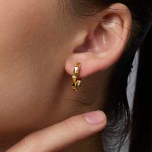 Boucles d'oreilles en argent 92,5 plaqué or 18 carats, style géométrique, pendantes, pour mariages - Product Image 3