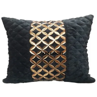 Coussin de couleur vert foncé avec une conception d'impression forte dorée Oreillers de lit de coussin de luxe fantaisie au prix de gros de l'Inde