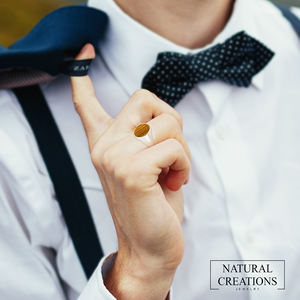 แหวนเงินแท้ 925 สำหรับผู้ชาย สไตล์คลาสสิกวินเทจ ประดับด้วยพลอยตาเสือทรงรี ดีไซน์ขอบเงิน งานละเอียด ของขวัญสุดพิเศษสำหรับเขาในวันเกิดหรือวันครบรอบ - Product Image 4