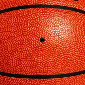 Doppio basket in pelle sintetica che assorbe l'umidità con stampa del Logo per centri Fitness, accademie sportive o allenamento di squadra - Product Image 6