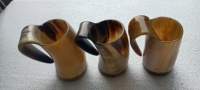 Mini tasses à boire en corne sur mesure avec poignées, idéales pour les magasins d'hydromel et les magasins de fournitures nordiques pour la revente