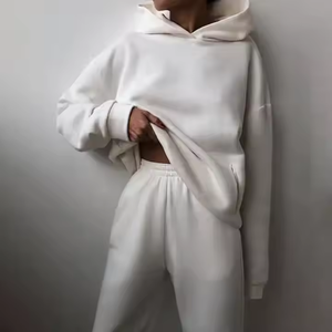 Ensemble survêtement personnalisé pour femmes Survêtement à broderie vieilli rose Survêtement à capuche Costumes de sport de loisir Survêtement dans le sport - Product Image 3