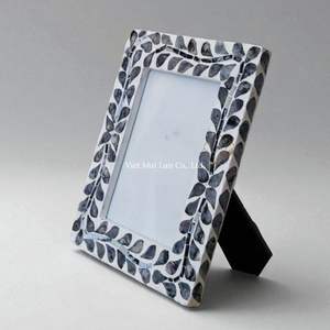 Wholesale Mother of <b>Pearl</b> Picture <b>Frame</b> Artisan Inlaid Shell <b>Frame</b> for Home Decor Elegant <b>Photo</b> Display - Product Image 2