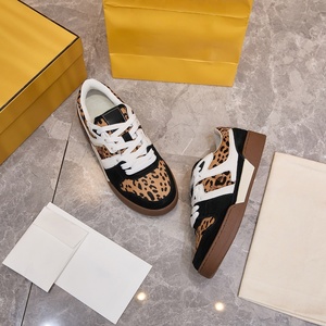 Chaussures plates rétro confortables pour femmes, imprimé léopard, de créateur, pour l'automne, vente en gros, haute qualité, pour l'extérieur - Product Image 3