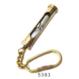 Llavero Náutico de Latón Hecho a Mano para Accesorios con Temática Marina que Muestra una Auténtica Artesanía y un Atractivo Atemporal - Product Image 1