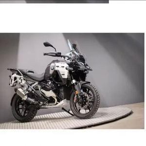 Motocicleta Deportiva B-M-Ws R 1300 GS Adventure - Product Image 5