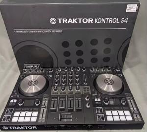 Consola de Audio Original Modern Instruments Traktor Kontrol S4 MK3 Disponible - Product Image 1