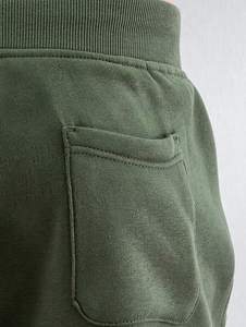 Top Trending 2025 Venta de pantalones de chándal para hombre Ropa deportiva personalizada 100% Algodón Estilo de bolsillo lateral Pantalones lisos para hombre - Product Image 2