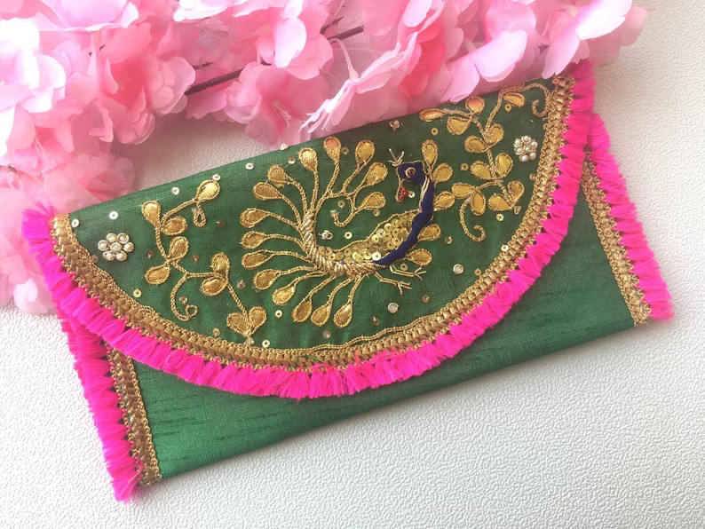 สีเขียว