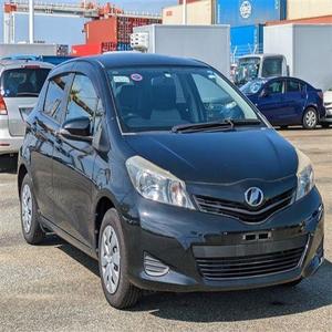 Voitures Toyotta VITZ d'occasion disponibles 1.6L 2018 2019 2020 2021 en vrac en stock expédition rapide conduite à gauche à droite - Product Image 3