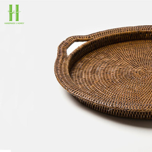 Plateau rond en rotin naturel fait à la main Nouveau design avec poignées Matériau en bambou pour la décoration de la maison et les fêtes Fabriqué au Vietnam - Product Image 6