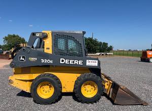 Cargador Compacto John Deere 320E de Alta Calidad, Precio de Fábrica, Equipo de Construcción Duradero para Trabajos Pesados, Oferta con Descuento - Product Image 6