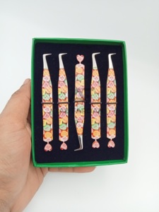 Nouvelles pinces à épiler pour extensions de cils à 90 degrés, pointe pointue, poignée lisse en forme de cœur, diamant, impression papier, acier inoxydable, 12 cm - Product Image 3