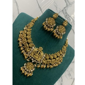 Collier de créateur en or antique Collier traditionnel Collier à la mode pour femmes filles pour fiançailles de mariage - Product Image 1