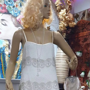 ชุดราตรียาวทรงเอไลน์ประดับด้วยลูกปัดไข่มุกปักลายป้องกันไฟฟ้าสถิตย์สำหรับสุภาพสตรีพร้อมตาข่ายโพลีระบายอากาศหรูหรา - Product Image 1