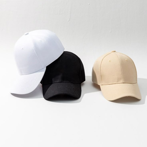 Gorra de Béisbol Minimalista con Iniciales Bordadas en Color Monocromático y Correa Ajustable Suave para un Estilo Elegante - Product Image 5