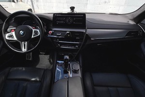 Auto Usado Confiable, BMW M5 2022, Paquete Competition, Motor V8 Twin-Turbo de 617 hp - Product Image 4