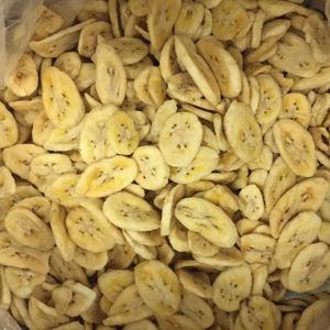 Chips de plátano crujientes Bajo en azúcar Sabor dulce natural Merienda saludable Alta calidad para exportar a granel al por mayor - Product Image 1