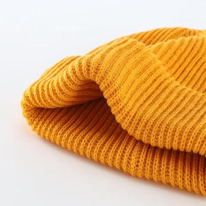 Casquettes en jacquard imprimées sur toute la surface avec un design personnalisé, casquettes beanie haute performance à vendre, téléchargées par Dress Sports - Product Image 6