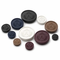 Kancing Pakaian Ramah Lingkungan dari Nilon Klasik 4-Lubang 20mm Logo Kustom untuk Hoodie Jaket Jas Kardigan Mantel