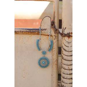 Vintage Navajo Kingman Turquoise and Sterling Silver Petite Cluster Necklace Cultural Collectible Jewelry - Product Image 1