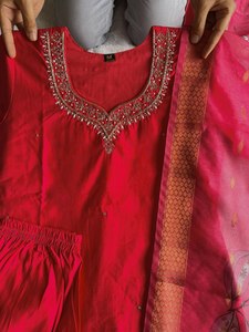 Seda de diseñador con traje Salwar de trabajo hecho a mano, vestido paquistaní Salwar Kameez Dupatta, ropa de boda. - Product Image 2