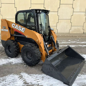 รถตักล้อยางแบบสกิดสเตียร์รุ่นใหม่ SR210B ปี 2024 ขนาดเล็ก ขับเคลื่อน 4 ล้อ แบบตีนตะขาบ รับน้ำหนักได้ 1-5 ตัน พร้อมกระบอกไฮดรอลิก Kawasaki & Huade สภาพใหม่ - Product Image 1