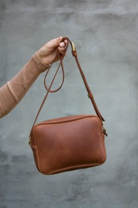 Sac à bandoulière carré en cuir vert forêt vintage pour femme, résistant à l'eau, avec fermeture éclair - Product Image 6