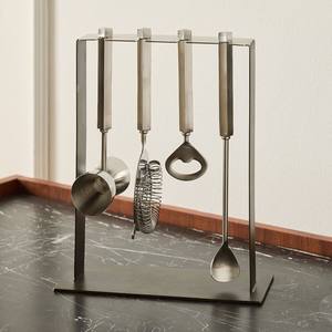 ชุดเครื่องมือบาร์สแตนเลสพรีเมียมพร้อมขาตั้งไม้ อุปกรณ์ทำค็อกเทลระดับมืออาชีพ ทนทาน ใช้ได้กับบาร์ที่บ้าน - Product Image 4